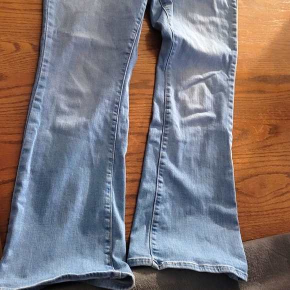 Jeans - Picture 3 of 6